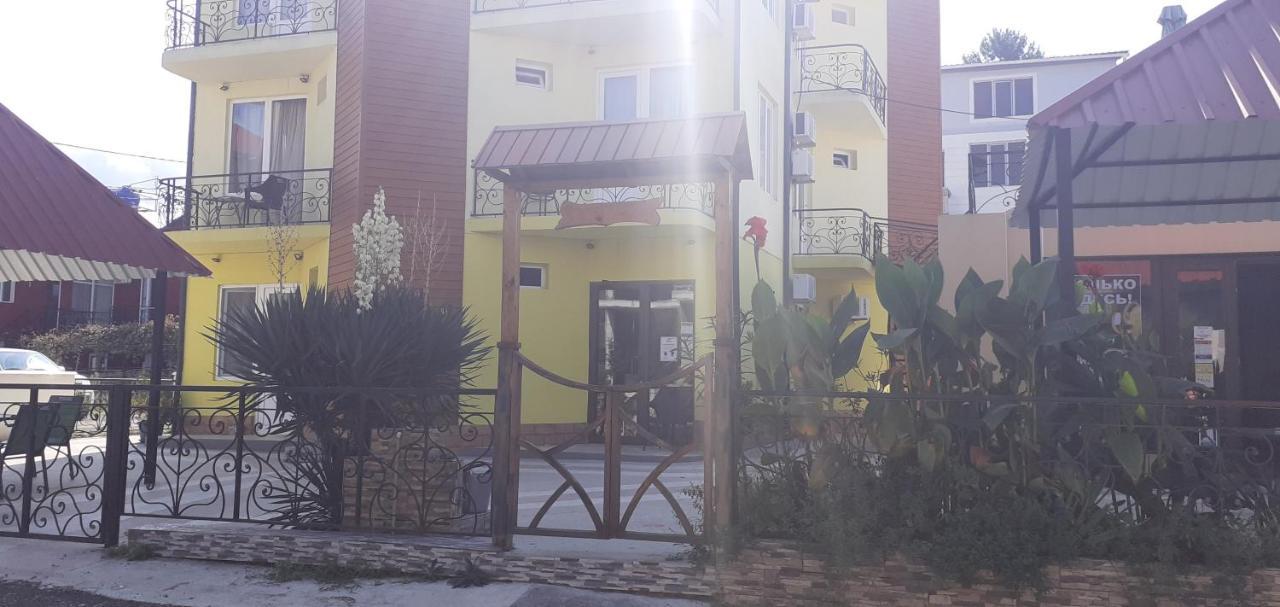 Villa يوريكي المظهر الخارجي الصورة